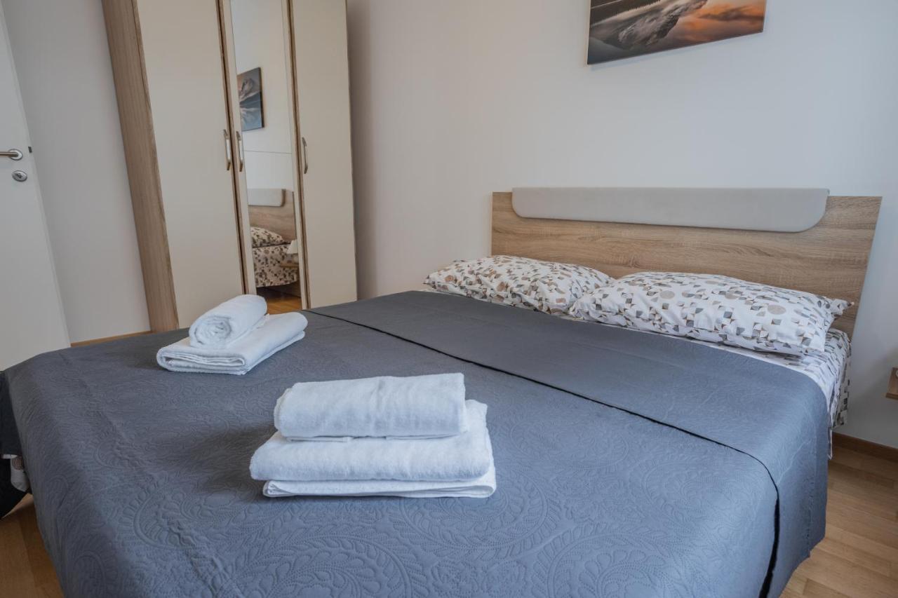 Dalmatino Appartement Zadar Buitenkant foto